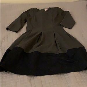 Grey and navy thick dress with mid-length sleeves